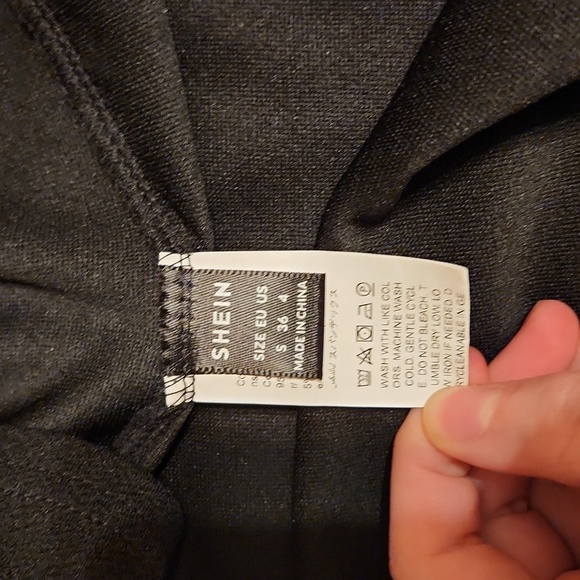 Shein black dress size 4 - Picture 3 of 6